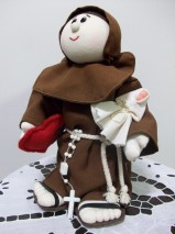 Santo Antônio... presente da afilhada Maisa!